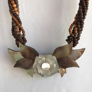 Abalone brown-toned statement necklace with beads